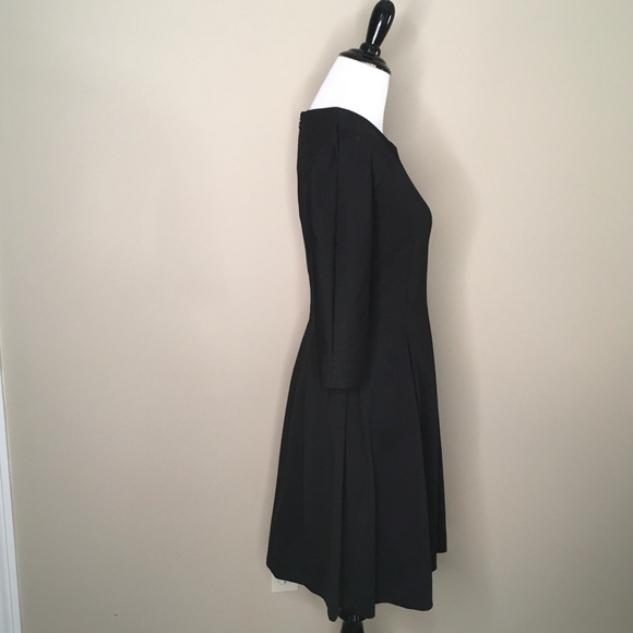 GAP Designed & Crafted Fit & Flare Dress - Picture 8 of 16